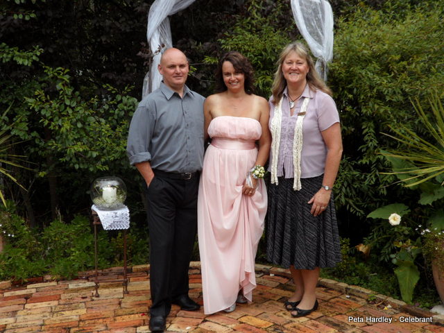Heath and Simone at Casabella Peta Hardley Marriage celebrant Auckland