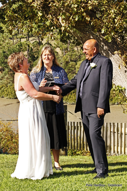 Sandy & David The Riverhead Peta Hardley West Auckland Wedding Celebrant